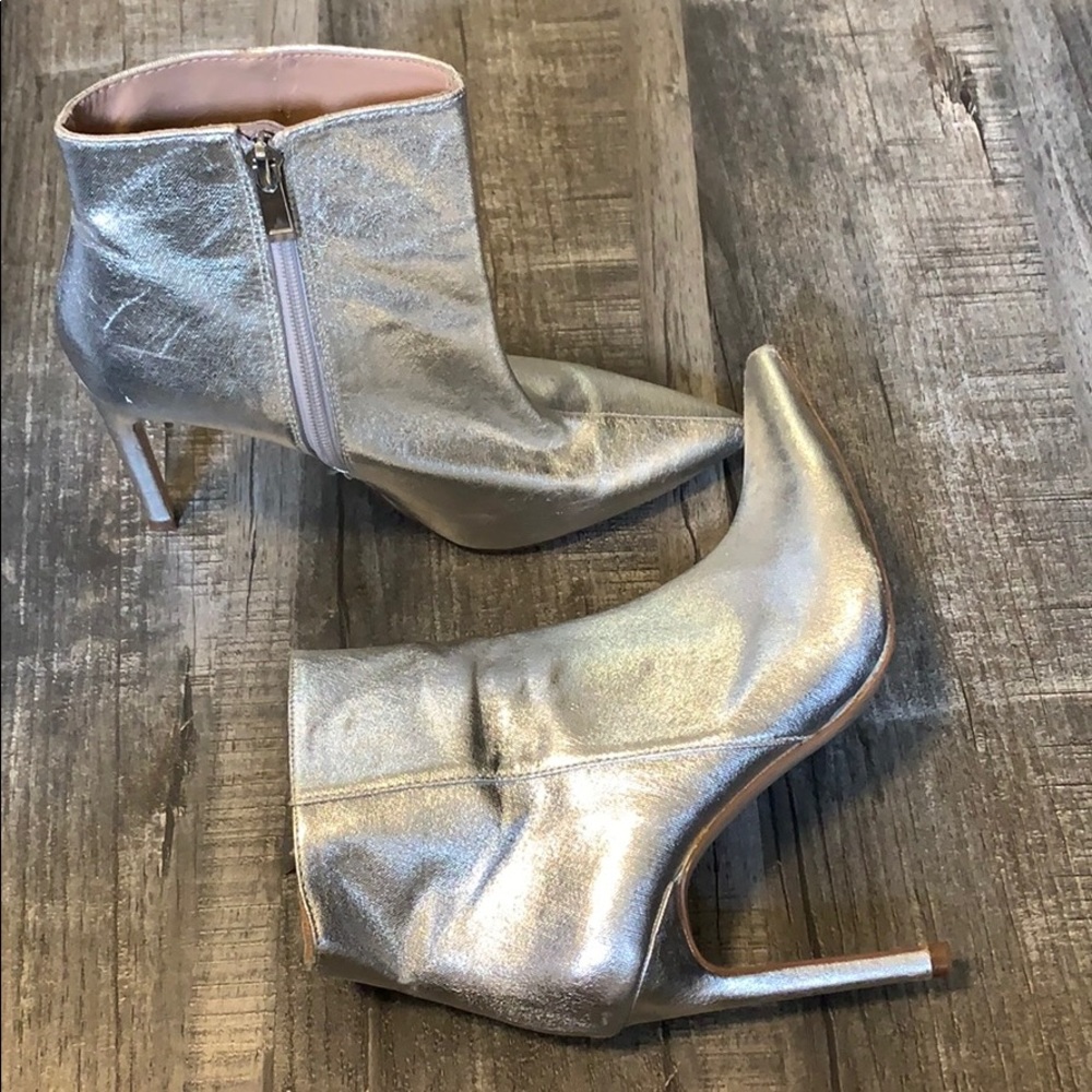 Silver metallic Zara booties